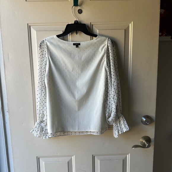 Talbots polka dots blouse. Size P/Petite Like New. - Picture 11 of 13